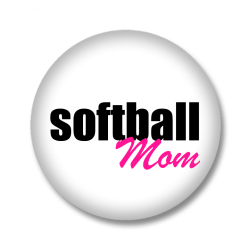 Softball Button – Softball Mom – Weiß/Schwarz/Pink